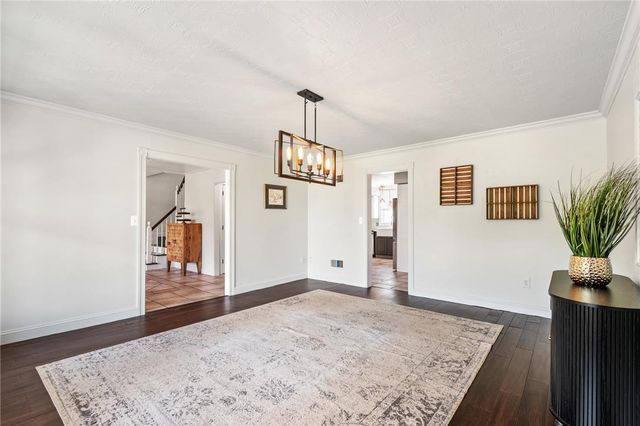 2230 Greenwood Road, Salisbury Twp, PA 18103
