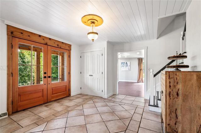 2230 Greenwood Road, Salisbury Twp, PA 18103