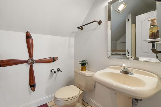2230 Greenwood Road, Salisbury Twp, PA 18103