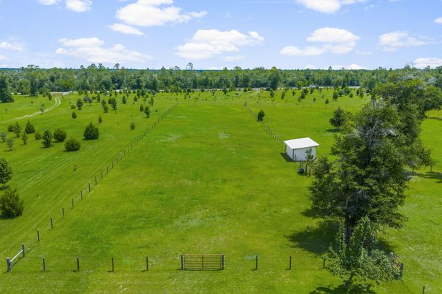 13935 Blue Springs Road, Youngstown, FL 32466