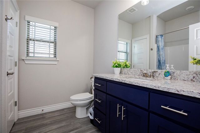 1010 Huntleigh Drive, Bentonville, AR 72713