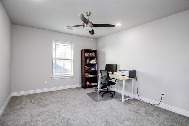 1010 Huntleigh Drive, Bentonville, AR 72713