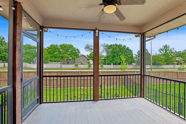 206 S Bordeulac St, Wichita, KS 67230