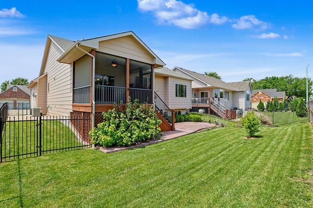 206 S Bordeulac St, Wichita, KS 67230