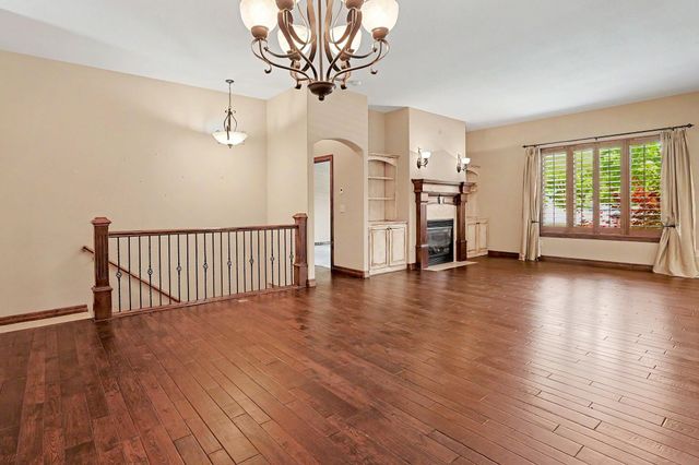 206 S Bordeulac St, Wichita, KS 67230