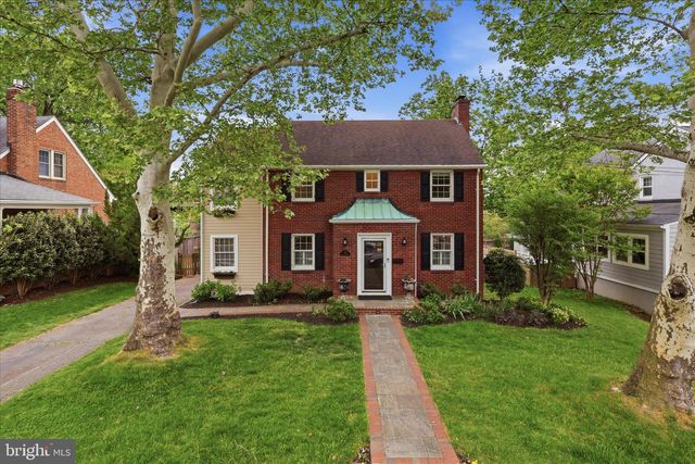 139 S ABINGDON ST, Arlington, VA 22204