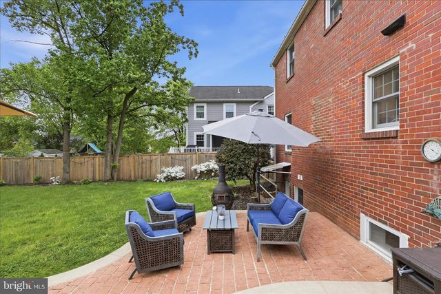 139 S ABINGDON ST, Arlington, VA 22204