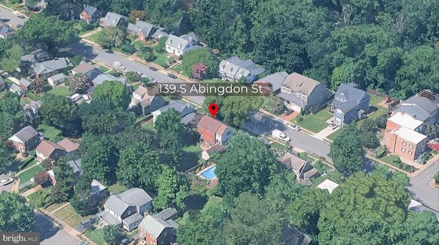 139 S ABINGDON ST, Arlington, VA 22204