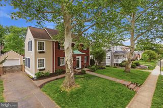 139 S ABINGDON ST, Arlington, VA 22204