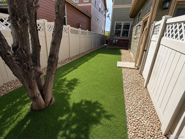 10262 Greentrail Circle, Lone Tree, CO 80124