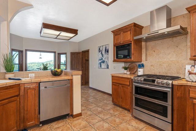 8600 Vista Ave, Lincoln, CA 95648