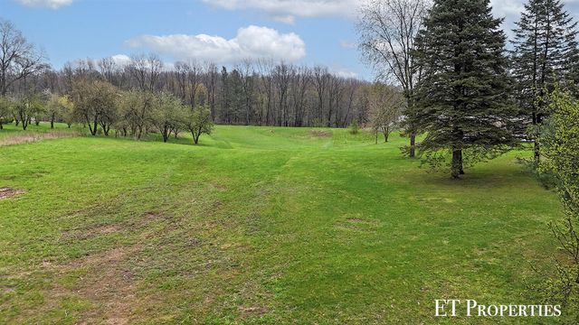 14255 Myers Lake Avenue, Cedar Springs, MI 49319