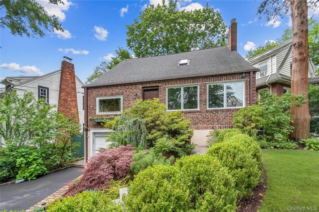 3 Harmony Drive, Larchmont, NY 10538