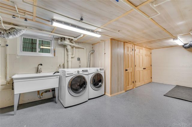 3 Harmony Drive, Larchmont, NY 10538