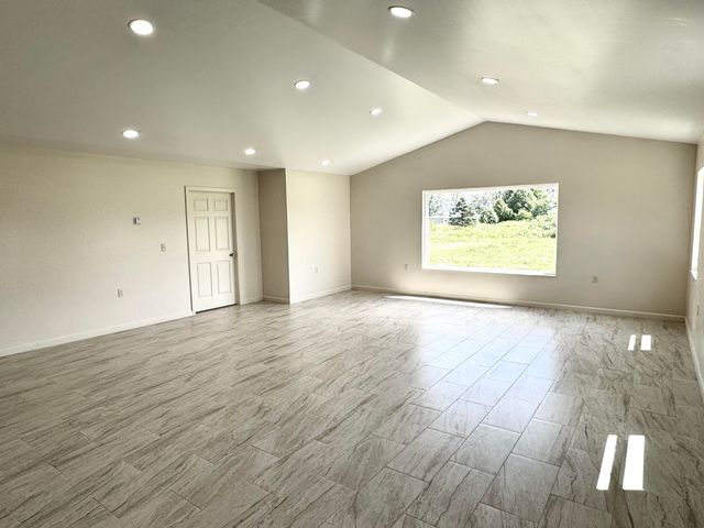 40 Dunn Road, Chazy, NY 12921