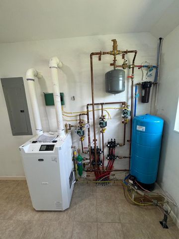 40 Dunn Road, Chazy, NY 12921