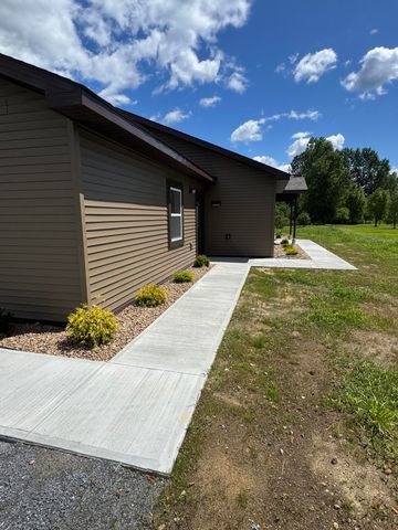 40 Dunn Road, Chazy, NY 12921