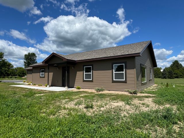 40 Dunn Road, Chazy, NY 12921