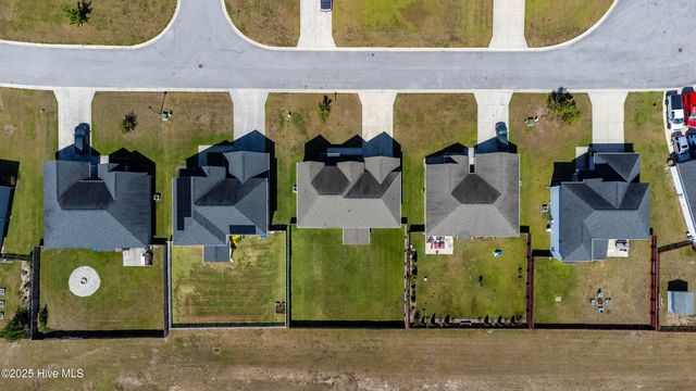 262 Cuddy Court, Sneads Ferry, NC 28460