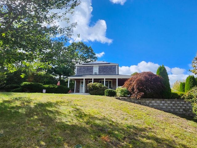 72 Kirk Cir, Plymouth, MA 02360