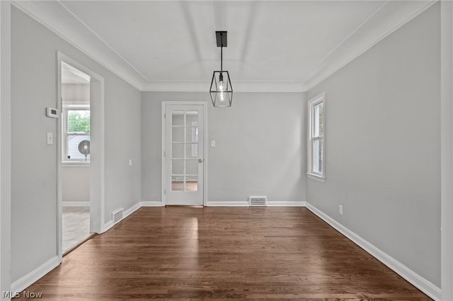 3601 Tullamore Road, University Heights, OH 44118