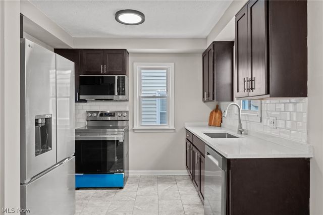 3601 Tullamore Road, University Heights, OH 44118