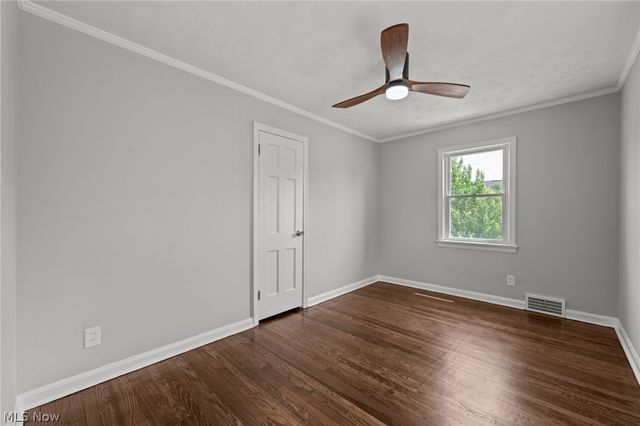 3601 Tullamore Road, University Heights, OH 44118