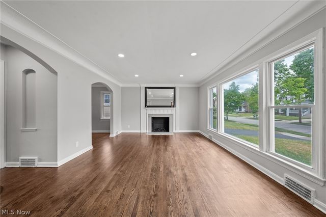 3601 Tullamore Road, University Heights, OH 44118