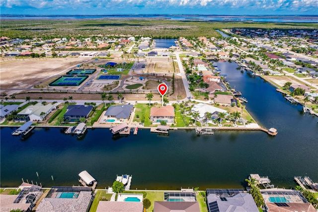 4315 SW 26th CT, Cape Coral, FL 33914