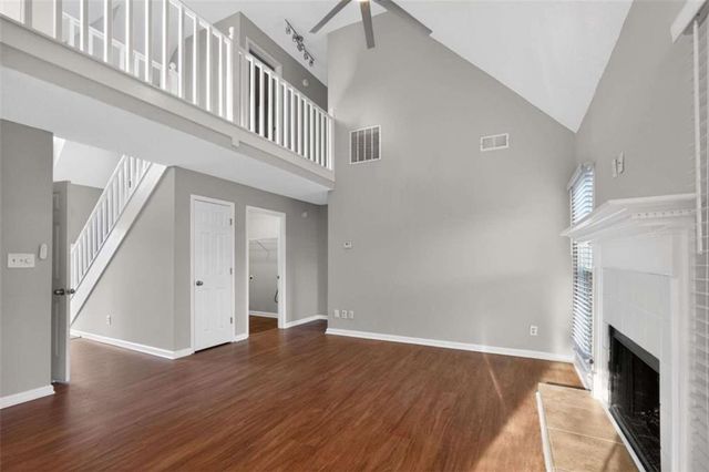 7700 Lakeshore Court, Riverdale, GA 30296