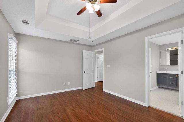 7700 Lakeshore Court, Riverdale, GA 30296