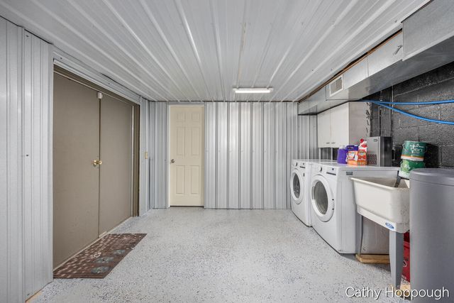 23 Oak Opening Street, Delton, MI 49046