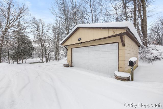 23 Oak Opening Street, Delton, MI 49046