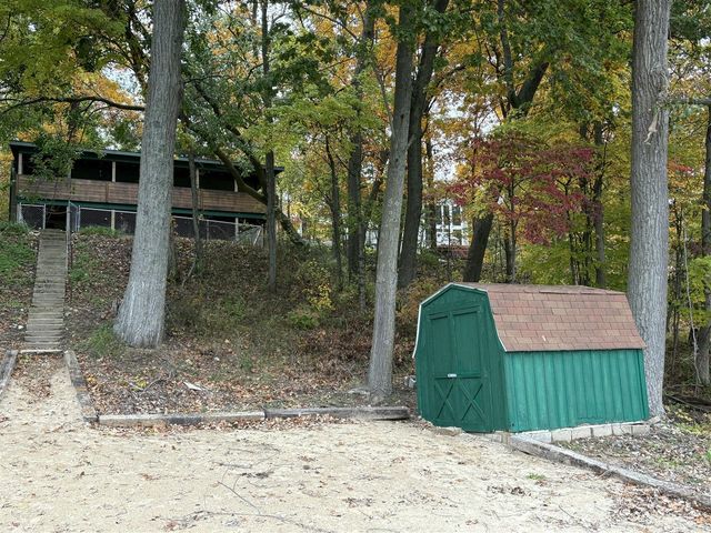 23 Oak Opening Street, Delton, MI 49046