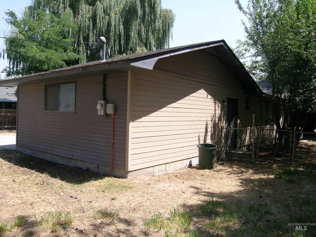 14072 Donald Dr, Nampa, ID 83651 photo 3