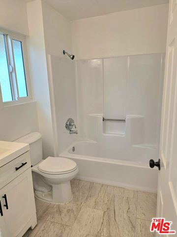 165 N Hamilton Avenue 4, Hemet, CA 92543