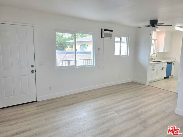 165 N Hamilton Avenue 4, Hemet, CA 92543