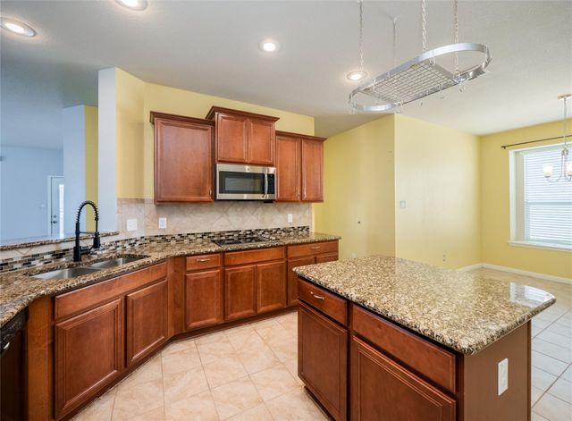 8908 Viewpark LN, Killeen, TX 76542