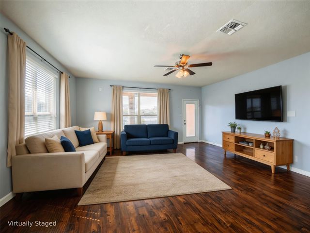 8908 Viewpark LN, Killeen, TX 76542