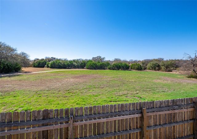 8908 Viewpark LN, Killeen, TX 76542