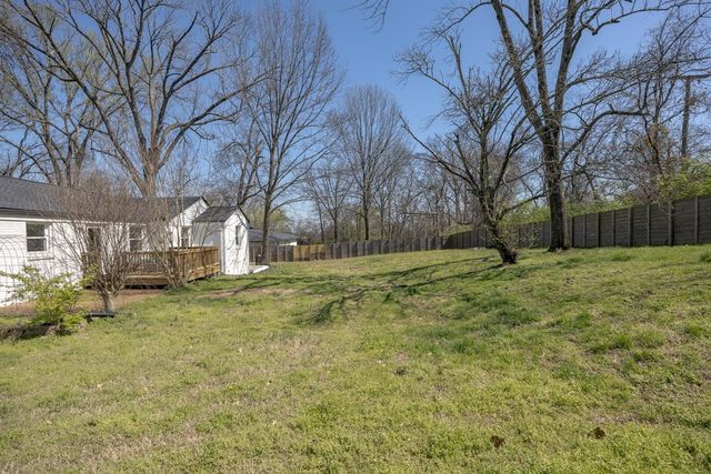 500 Vantrease Rd, Madison, TN 37115
