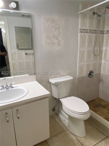 666 W 81st St 127, Hialeah, FL 33014