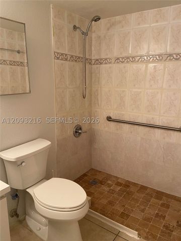 666 W 81st St 127, Hialeah, FL 33014