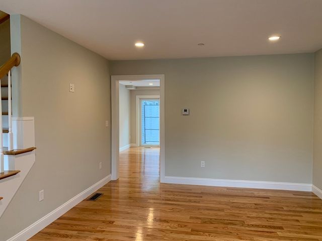 1418 Main St 104, Tewksbury, MA 01876