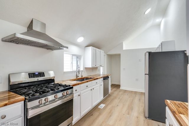 860 Brunsdorph Road, Fairlawn, OH 44333