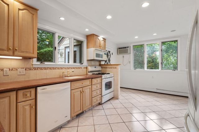 16 Douglas Road, Belmont, MA 02478