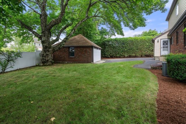 16 Douglas Road, Belmont, MA 02478