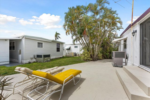 8630 SW 21st Court, Davie, FL 33324