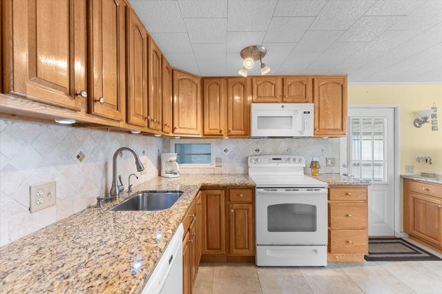 8630 SW 21st Court, Davie, FL 33324