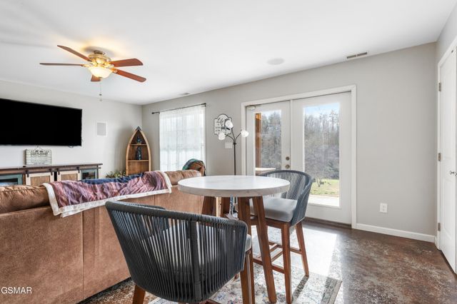 1131 Sanctuary Shores Way, Sevierville, TN 37876